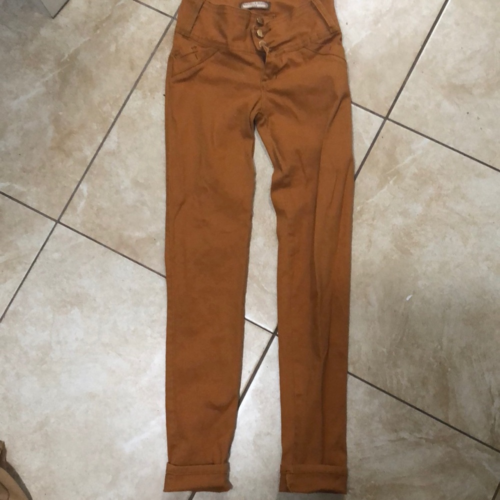 Skinny Jean’s
